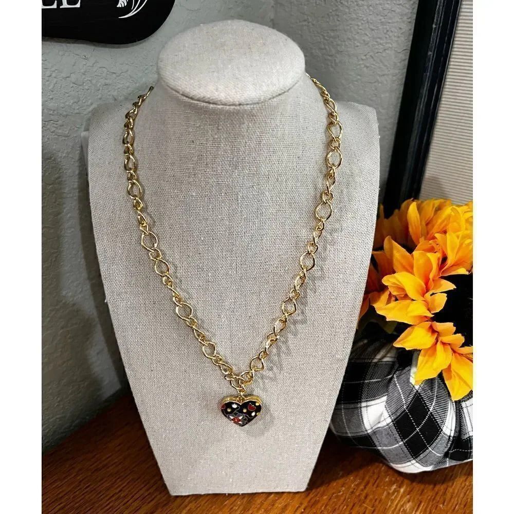 NWT Dillard’s Gold Necklace, Blue, Red, Yellow, Heart ♥️ Pendant #DILL1